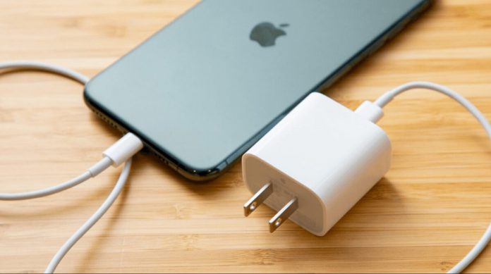 iPhone 13 şarj girişi kaldırılıyor
